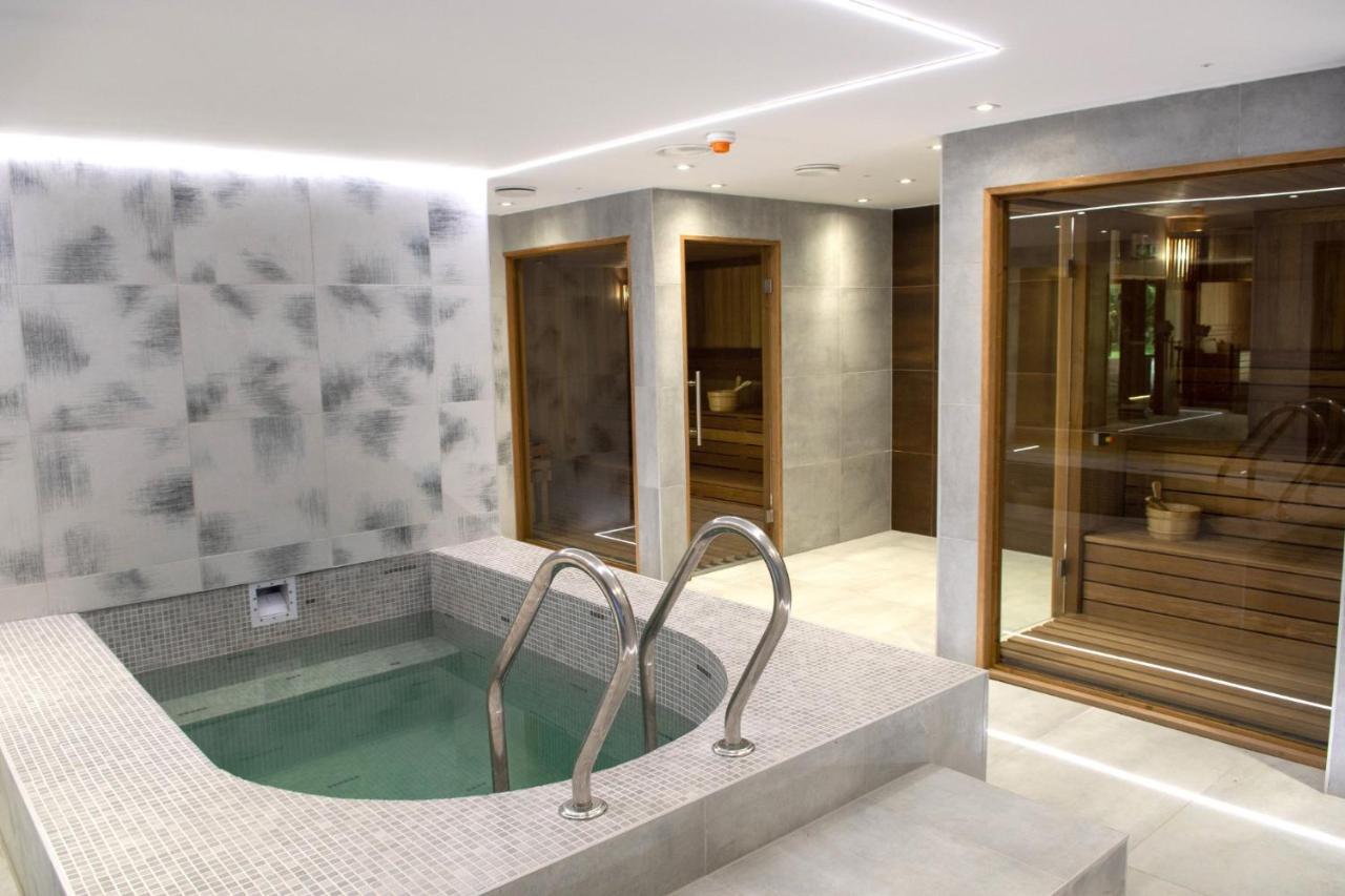 Mf Port Azur Wellness Apartments Сиофок Екстериор снимка