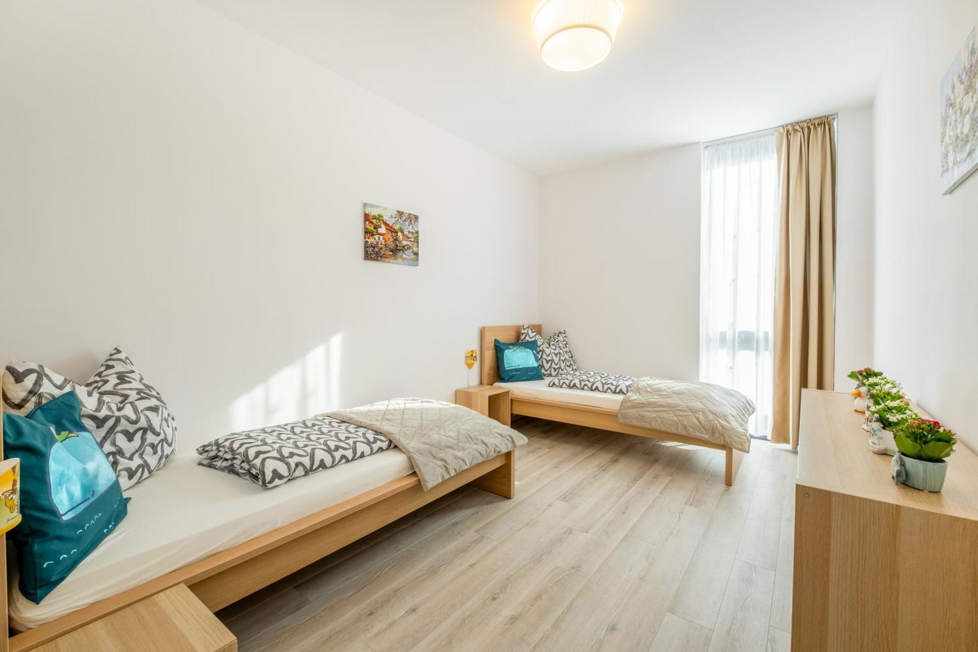 Mf Port Azur Wellness Apartments Сиофок Екстериор снимка