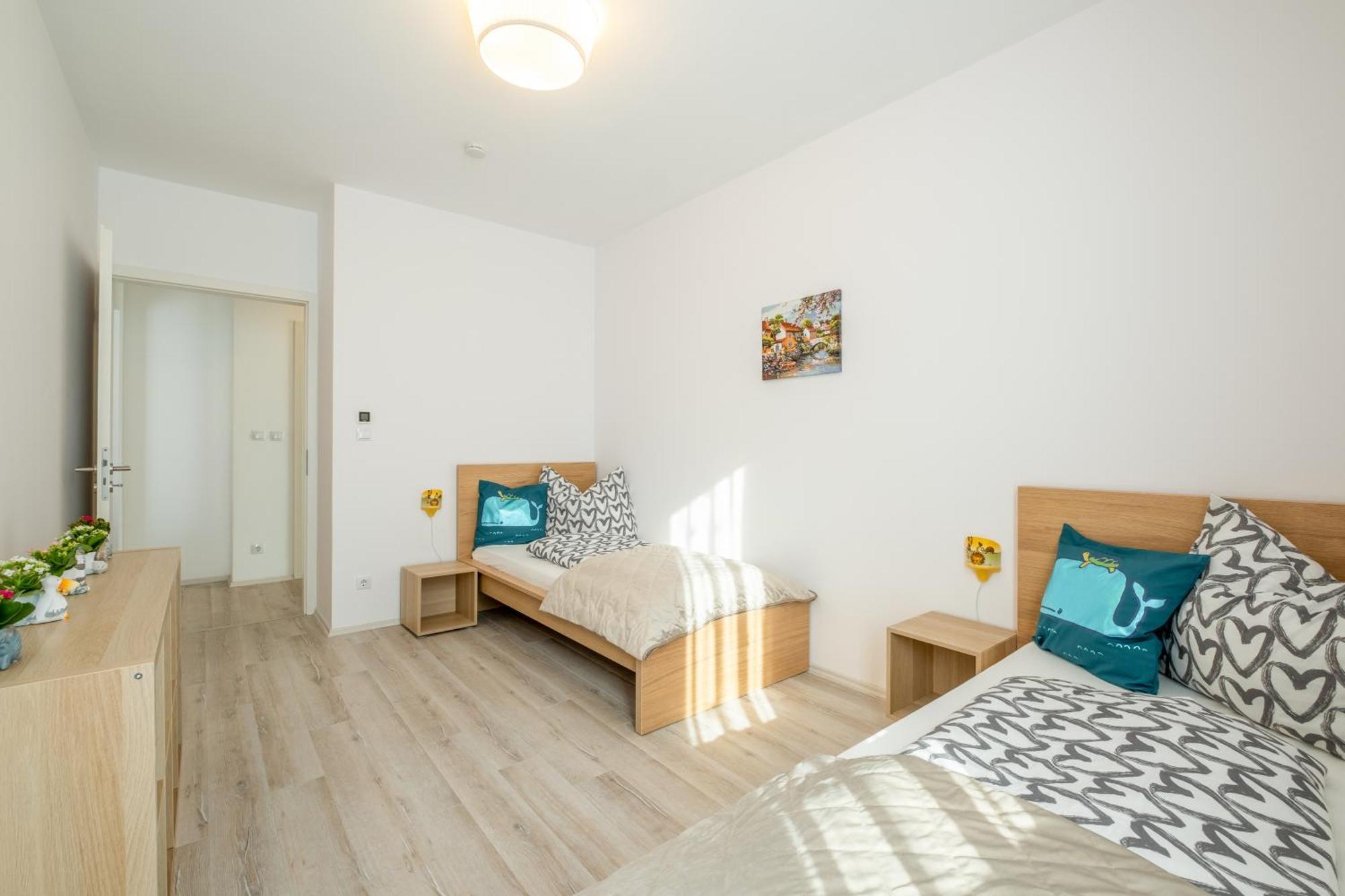Mf Port Azur Wellness Apartments Сиофок Екстериор снимка